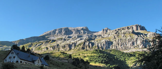 Bisaurin (2.667 m).