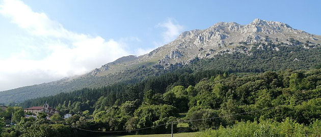 Udalaitz eta Udala auzoa.